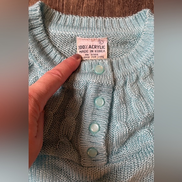 S Vintage 80’s academia light blue/teal sweater. Retro vintage buttons - Picture 4 of 5